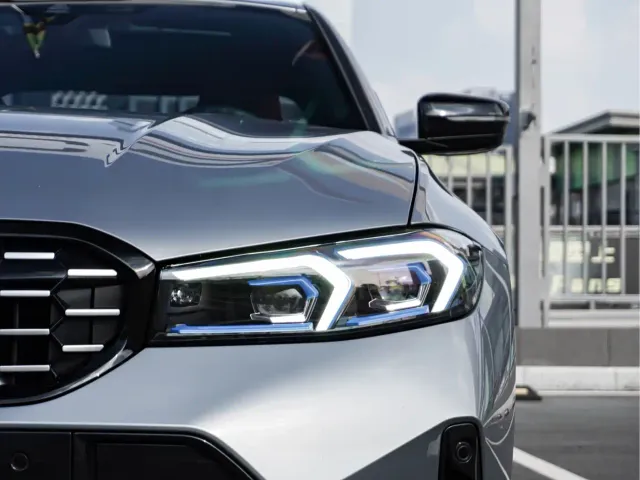 BMW 3 Series — Фото автомобиля 2