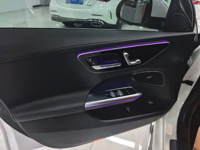 Mercedes-Benz C-Class — Фото автомобиля 11