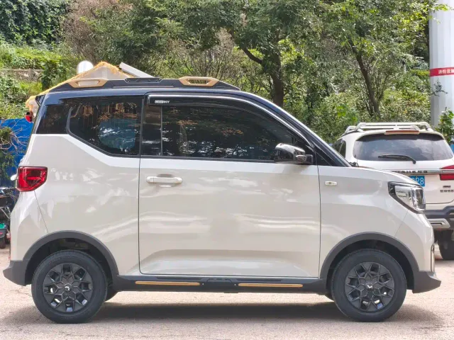 Wuling Hongguang Mini EV — Фото автомобиля 8