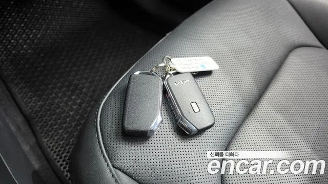 Kia Niro Niro (New) — Фото автомобиля 21