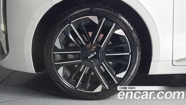Kia K8 The New K8 2.5 Бензин 2WD — Фото автомобиля 5