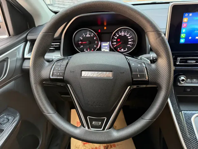 Haval M6 — Фото автомобиля 14