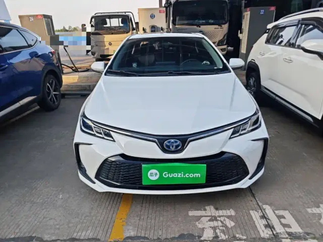 Toyota Corolla — Фото автомобиля 2