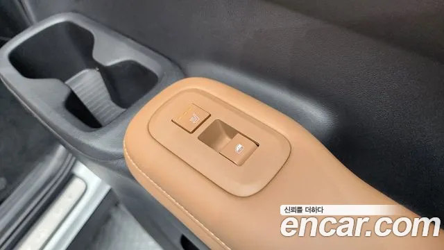 Hyundai Santa Fe MX5 — Фото автомобиля 30