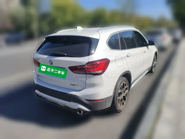 BMW X1 — Фото автомобиля 4