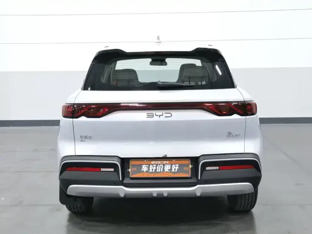 BYD Yuan UP — Фото автомобиля 4