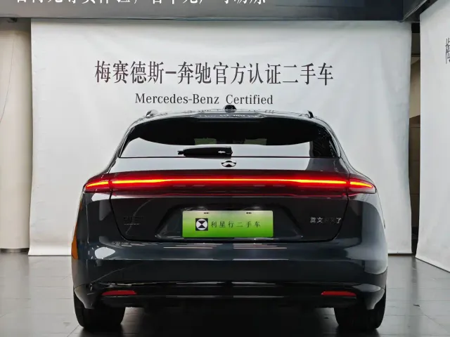 Nio ET5 Touring — Фото автомобиля 8