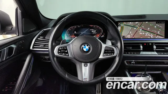BMW X6 xDrive40i M Sport — Фото автомобиля 13
