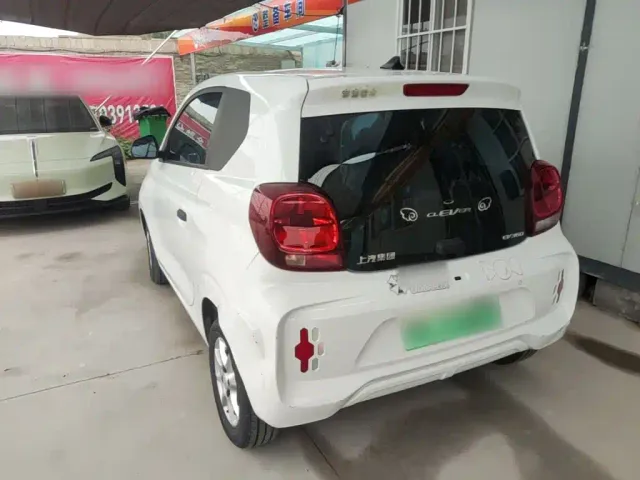 Roewe Clever — Фото автомобиля 4