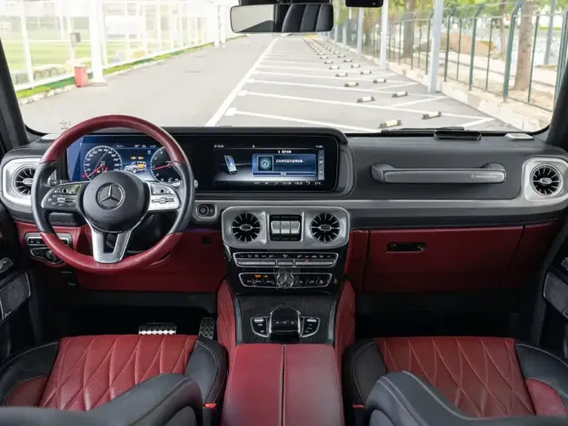 Mercedes-Benz G-Class — Фото автомобиля 10