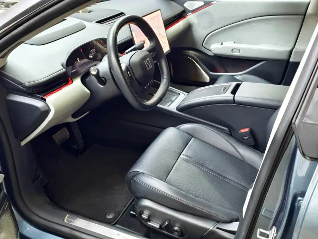 ZEEKR Zeekr 007 2024 RWD Intelligent Driving Edition 100kWh — Фото автомобиля 9