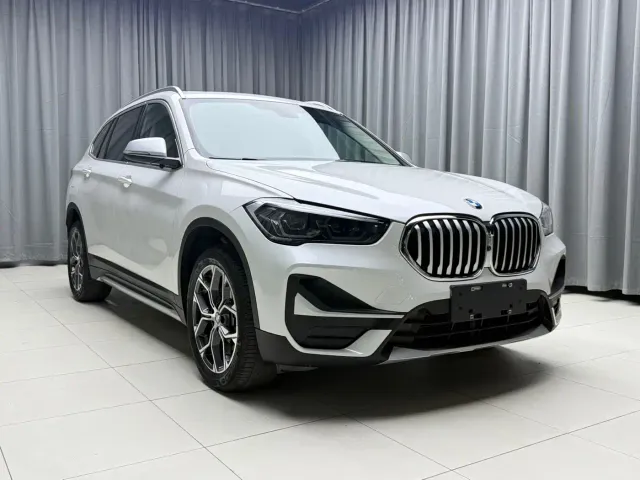 BMW X1 — Фото автомобиля 4