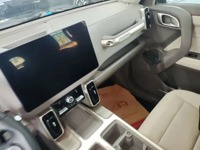 Haval Big Dog — Фото автомобиля 12