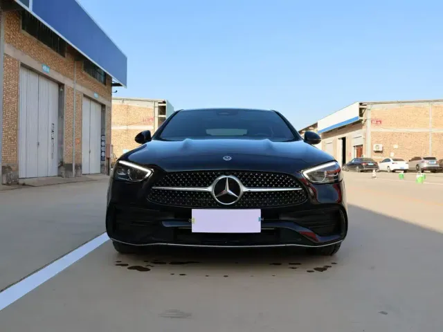 Mercedes-Benz C-Class — Фото автомобиля 2
