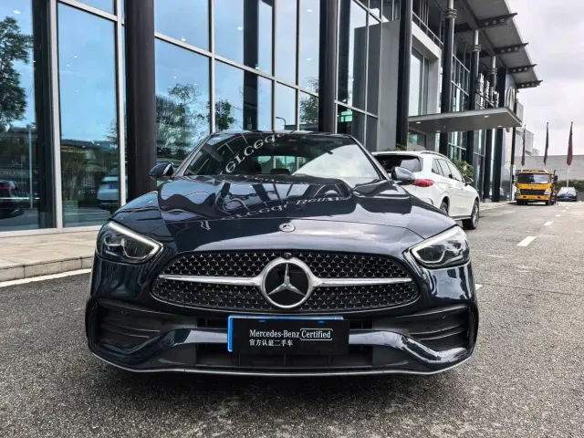 Mercedes-Benz C-Class — Фото автомобиля 2