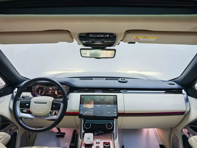 Land Rover Range Rover — Фото автомобиля 15