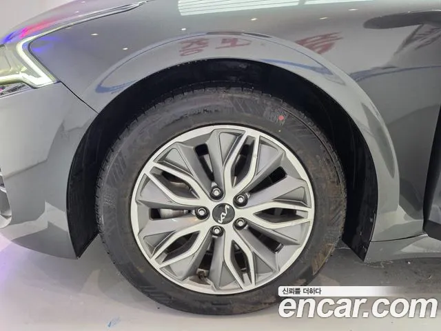 Kia K5 Signature — Фото автомобиля 5