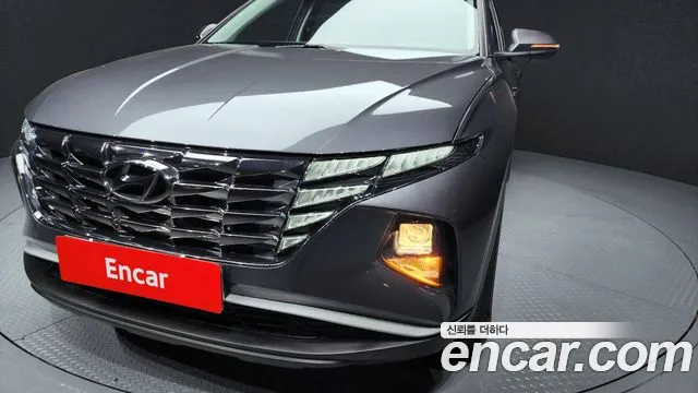 Hyundai Tucson Tucson (NX4) Дизель 2.0 2WD — Фото автомобиля 21