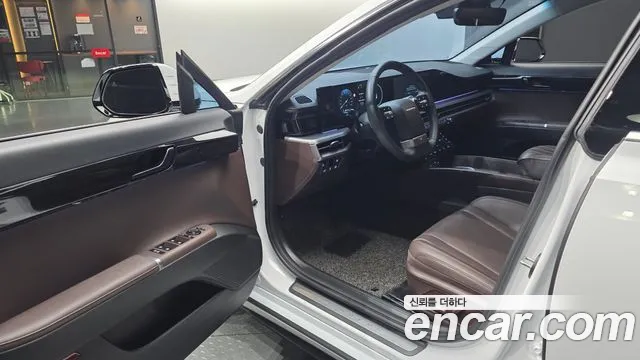 Hyundai Grandeur GN7 — Фото автомобиля 15