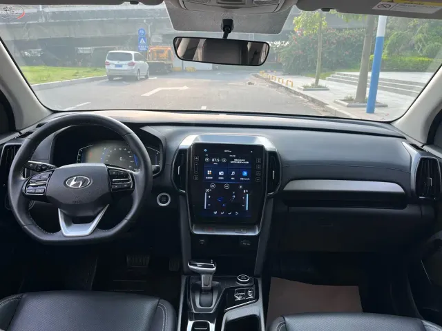 Hyundai ix35 — Фото автомобиля 13