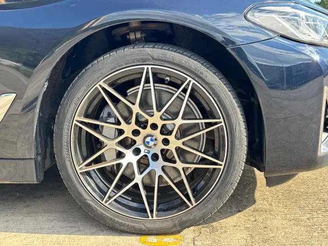 BMW 5 Series — Фото автомобиля 7