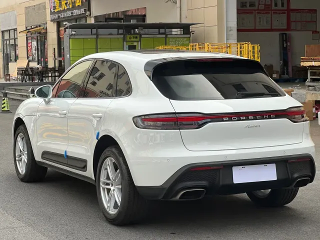 Porsche Macan — Фото автомобиля 4