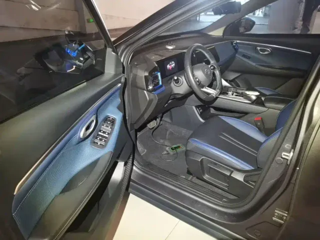 GAC Trumpchi Trumpchi GS3 2023 Shadow Speed 270T Power Enjoyment Edition — Фото автомобиля 11