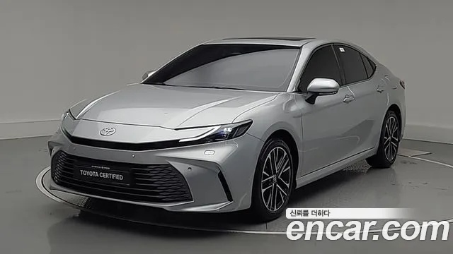 Фотография автомобиля — Toyota Camry XV80