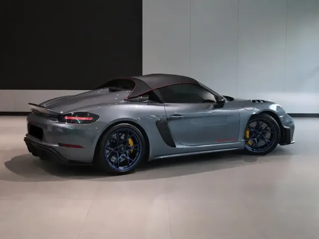 Porsche 718 — Фото автомобиля 6