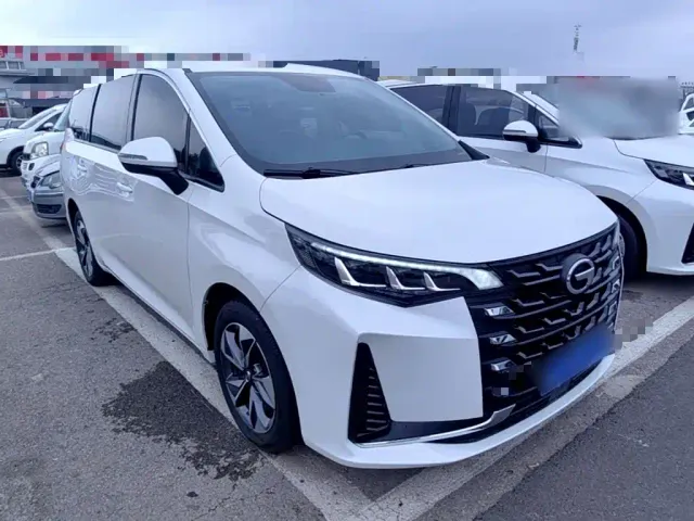 GAC Trumpchi M6 — Фото автомобиля 3