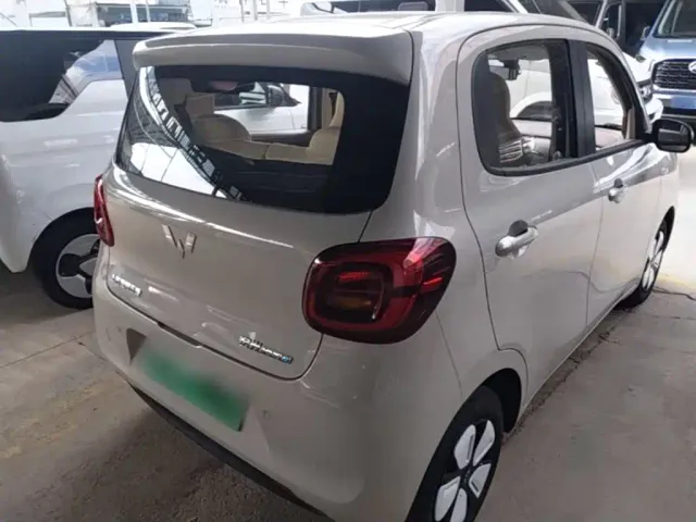 Wuling Hongguang Mini EV — Фото автомобиля 6