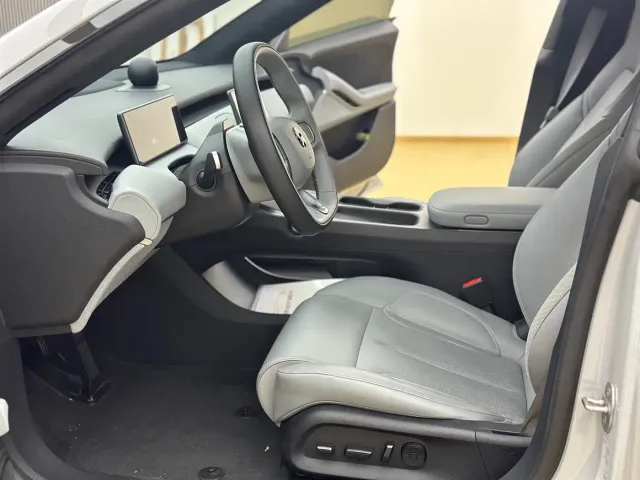 Nio ET5 Touring — Фото автомобиля 9