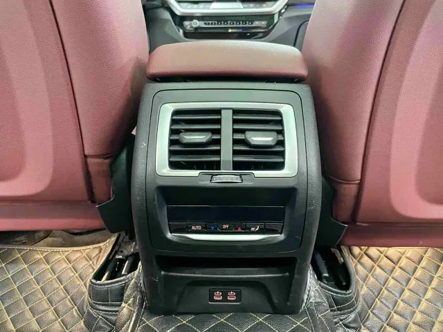 BMW X3 — Фото автомобиля 15