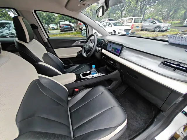 Geely Geometry E Firefly — Фото автомобиля 17