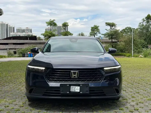 Honda Accord — Фото автомобиля 2