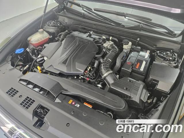 Hyundai Grandeur GN7 — Фото автомобиля 6