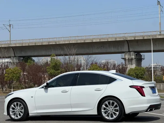 Cadillac CT5 — Фото автомобиля 18