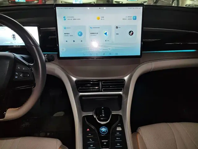 BYD Song Pro — Фото автомобиля 12