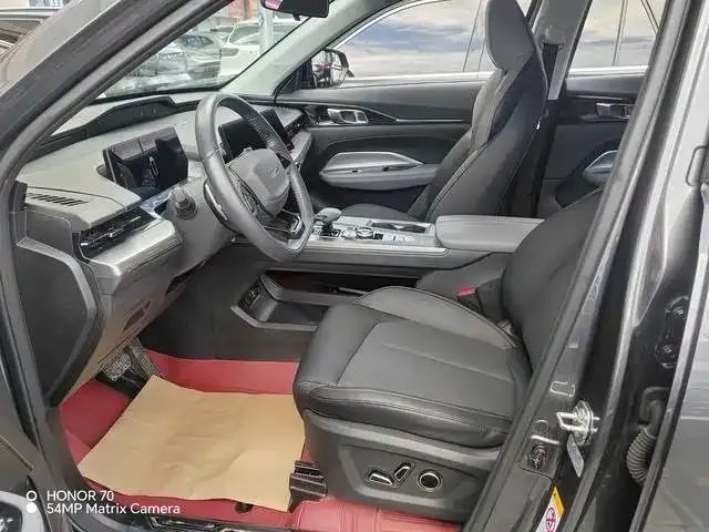 Changan Z6 — Фото автомобиля 12