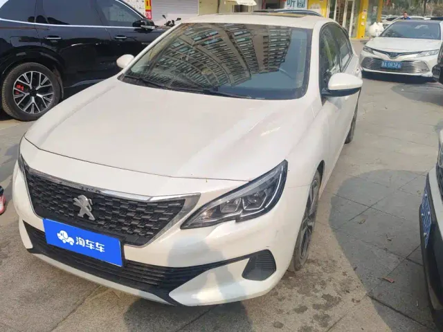 Фотография автомобиля — Peugeot 408
