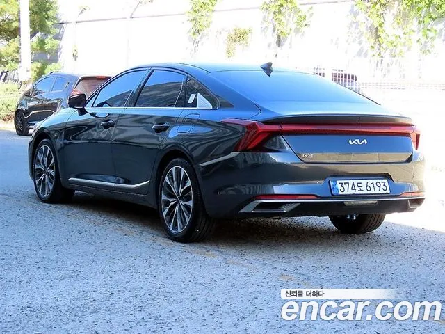 Kia K8 — Фото автомобиля 3