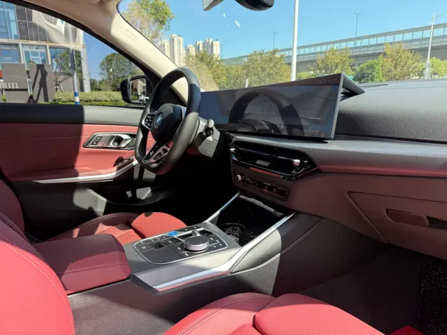 BMW i3 — Фото автомобиля 10
