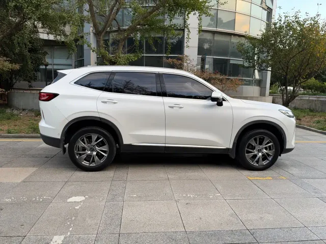 Haval H6 — Фото автомобиля 8