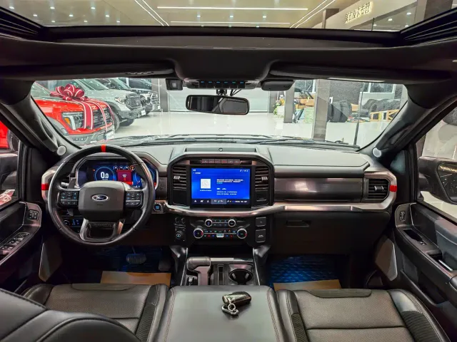 Ford F-150 Raptor — Фото автомобиля 5