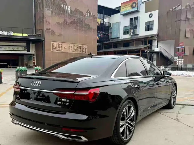 Audi A6L — Фото автомобиля 7