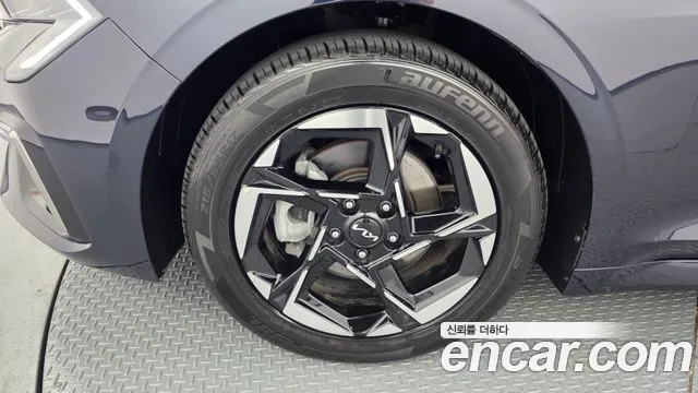 Kia K5 Новый K5 3 поколение 2.0 LPi(Для проката) — Фото автомобиля 5