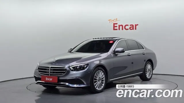 Фотография автомобиля — Mercedes-Benz E-Class W213