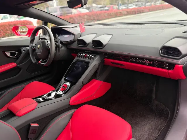 Lamborghini Huracan — Фото автомобиля 6