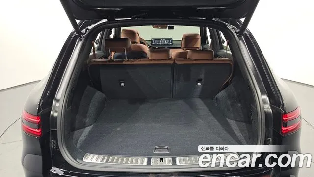 Genesis GV70 2.5T Бензин AWD — Фото автомобиля 20