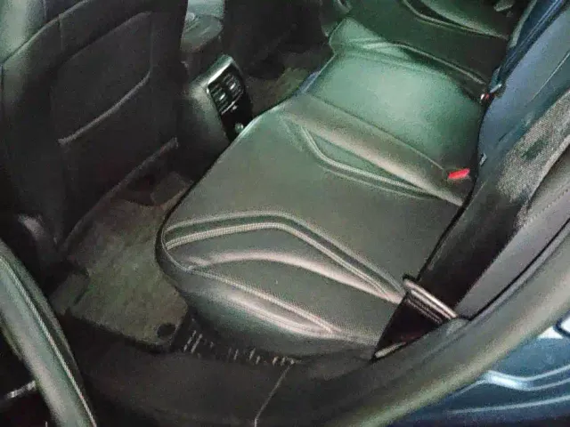 Ford Mustang Mach-E — Фото автомобиля 11
